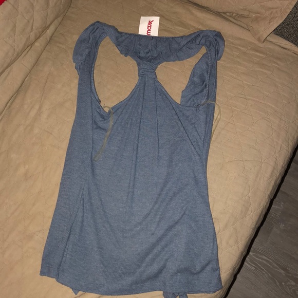 Racerback Tank zip up - Picture 3 of 4